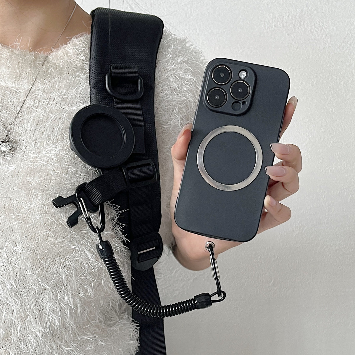 Tactical Magnetic Quick-Release Phone Mount — EDC Belt & Backpack Holster with Anti-Drop Coil Lanyard